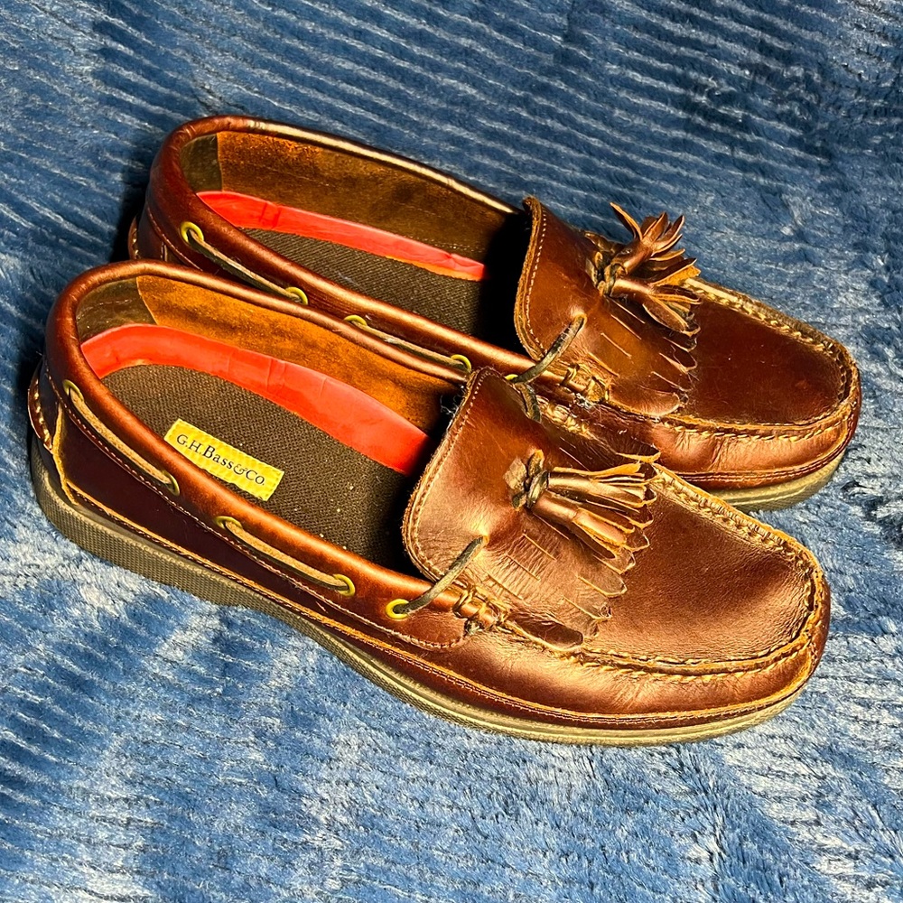 Men’s size 10 G.H Bass leather loafers
